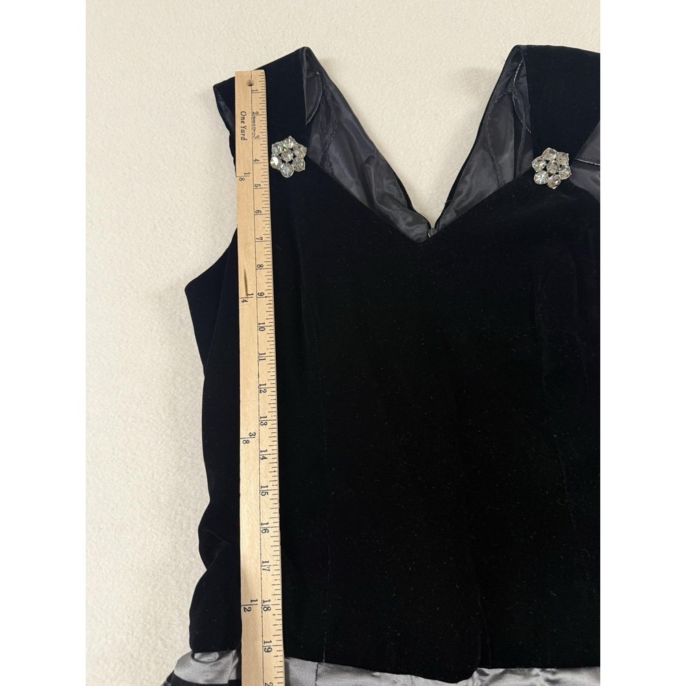 Vtg Gown Formal Dress Black Velvet Silver Taffeta‎ Union SZ 8 Old Money Timeless - Picture 9 of 16